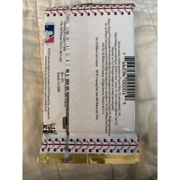 1993 Baseball -Ted Williams Card Co. Premier Edition Pack of 12 with 1 insert. - Picture 2 of 3